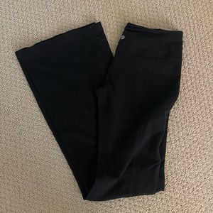 Lululemon Groove Super Hi-Rise Flared Pant